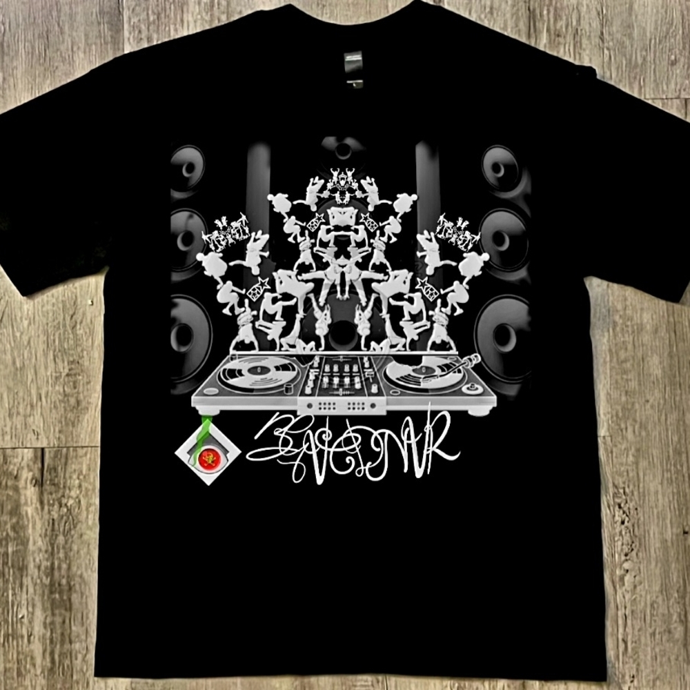 BGVC Denver script tag Breakdancer Crest graphic tee w turntables, cotton, Lrg